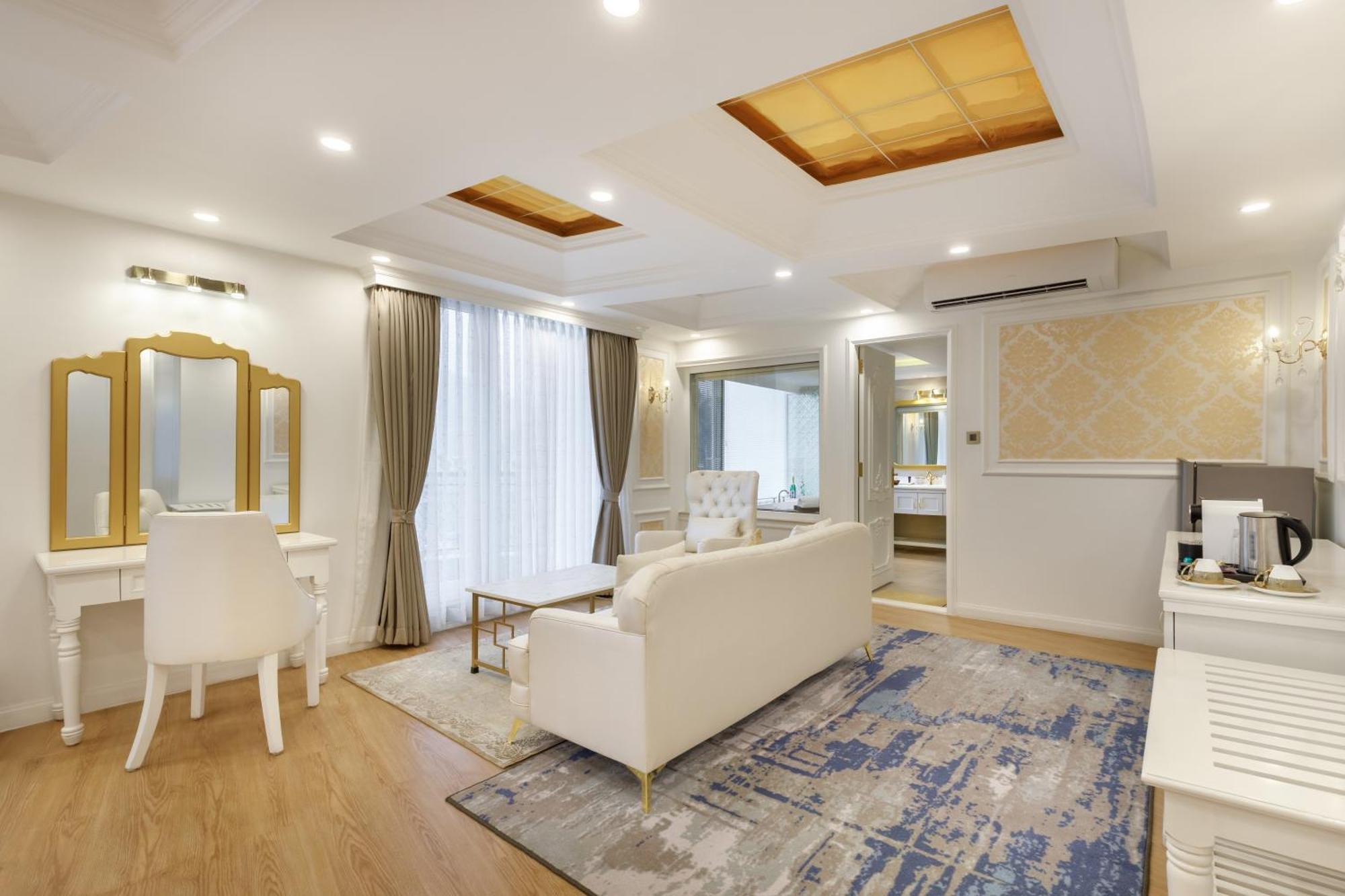 Le Glamour Resort & Wellness Spa Pokhara Buitenkant foto