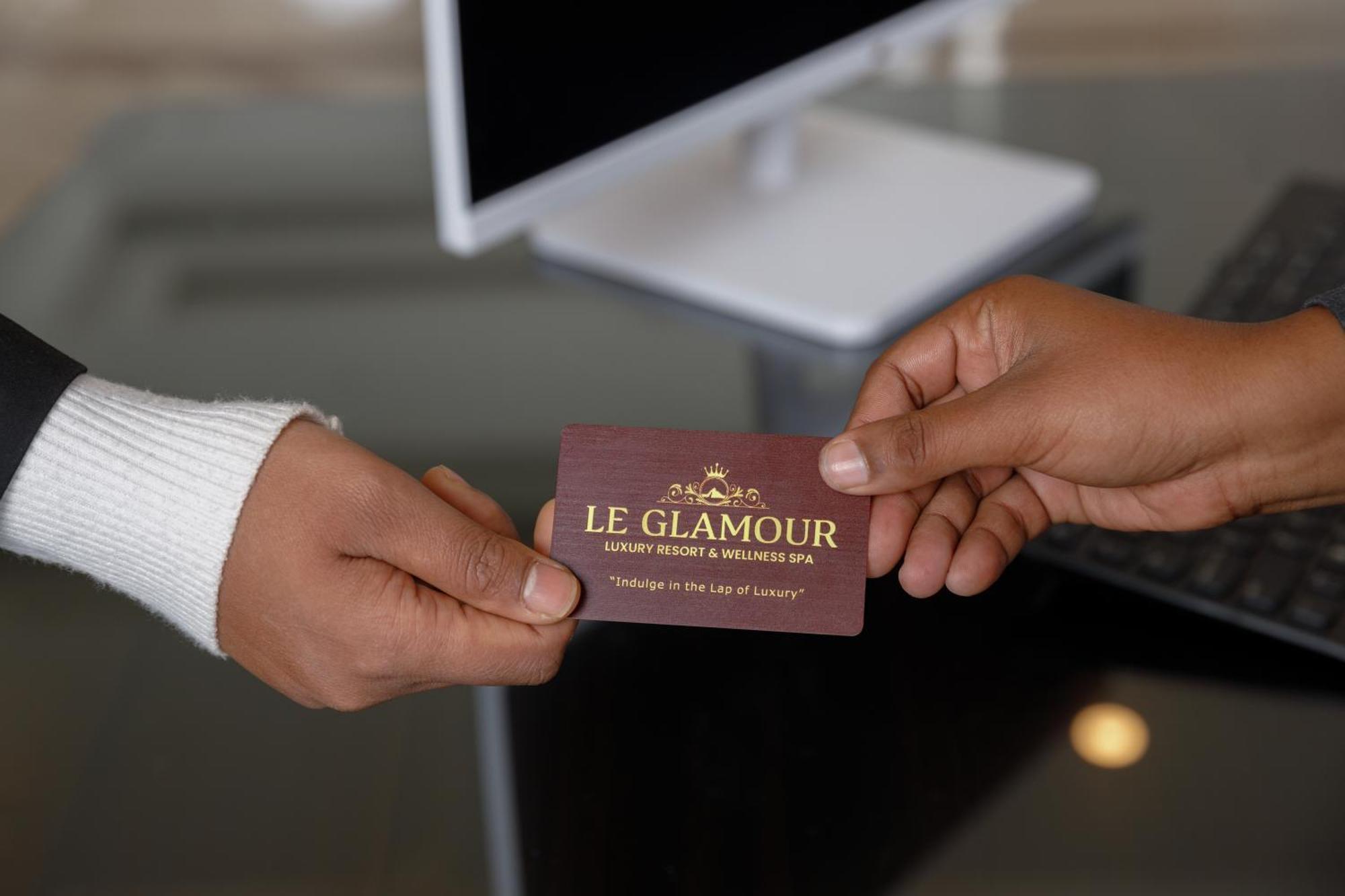 Le Glamour Resort & Wellness Spa Pokhara Buitenkant foto