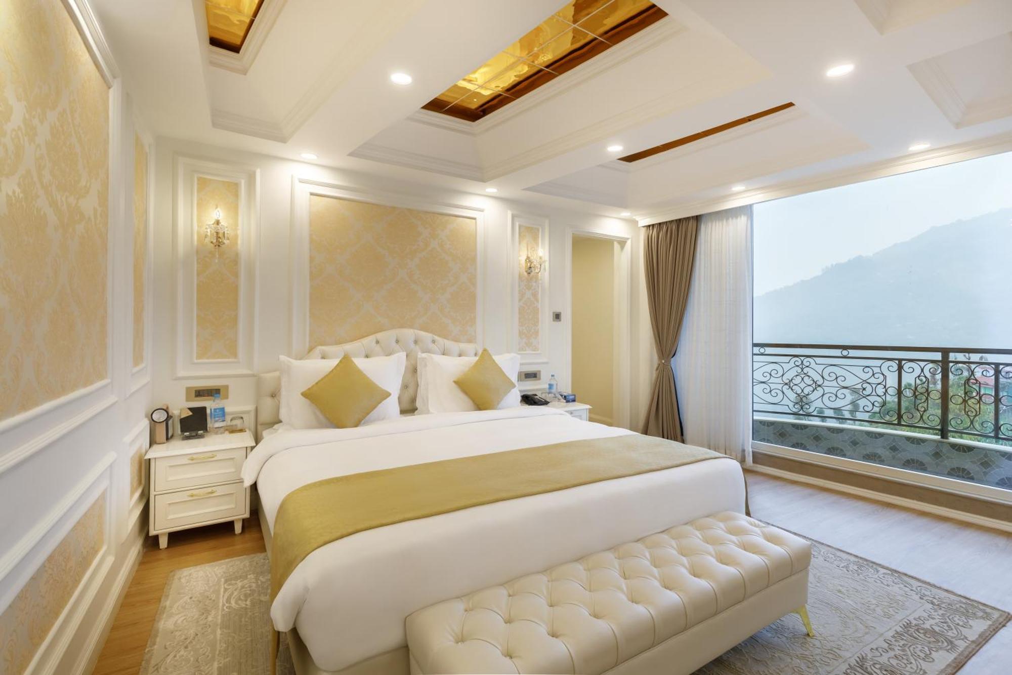 Le Glamour Resort & Wellness Spa Pokhara Buitenkant foto