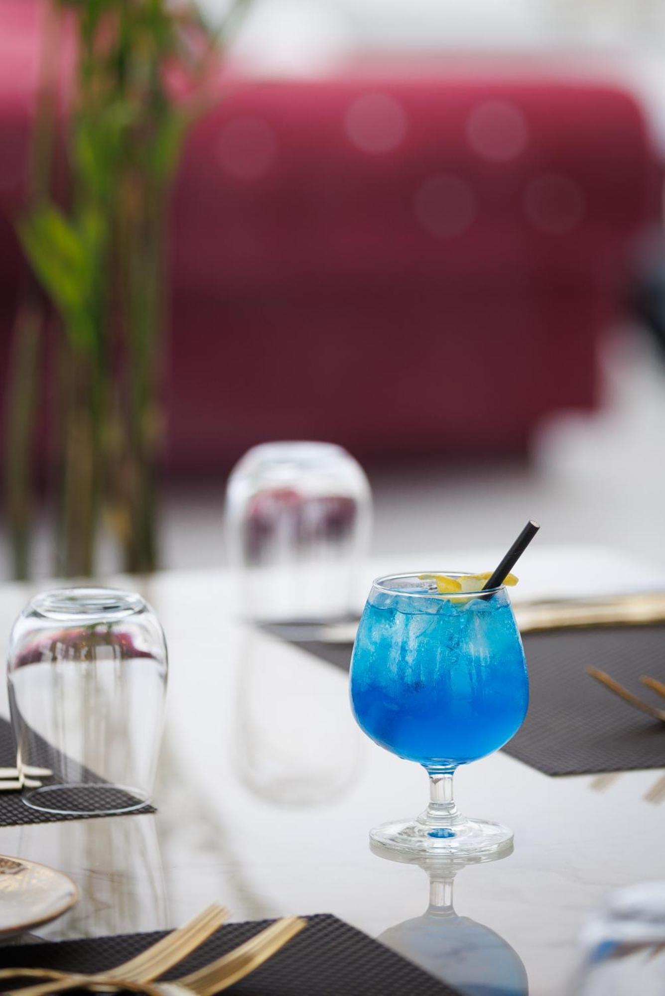 Le Glamour Resort & Wellness Spa Pokhara Buitenkant foto