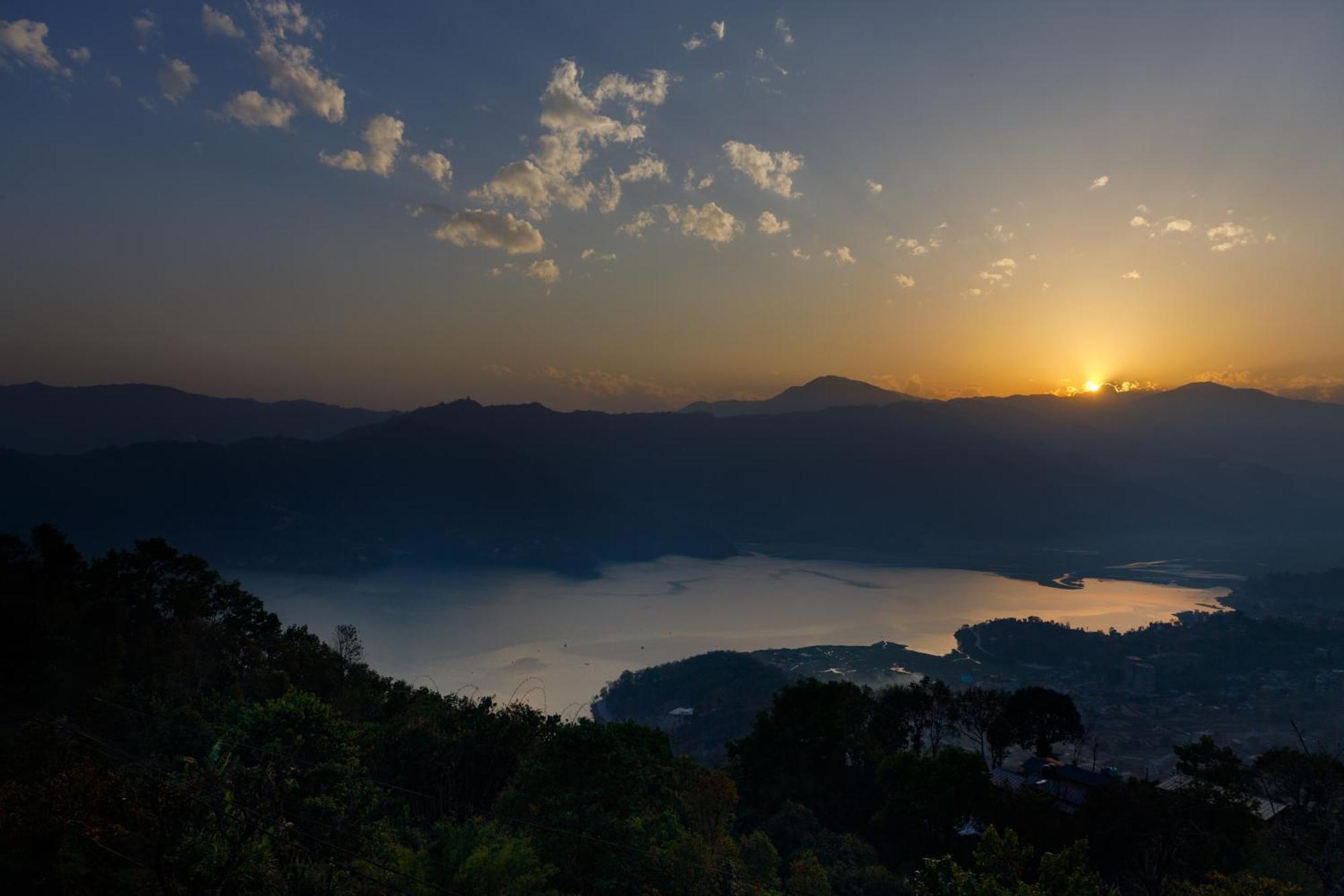 Le Glamour Resort & Wellness Spa Pokhara Buitenkant foto