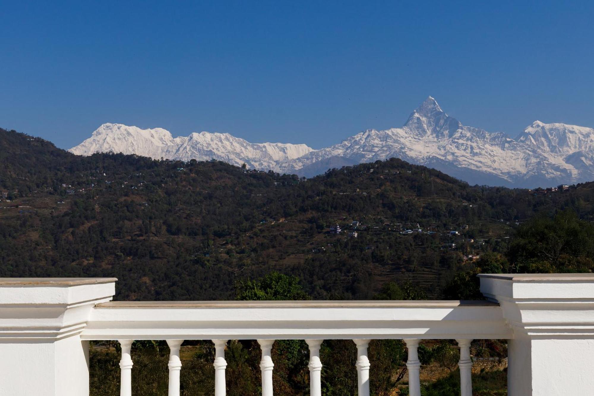 Le Glamour Resort & Wellness Spa Pokhara Buitenkant foto